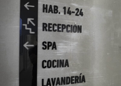 Señalización zonas comunes del Albergue